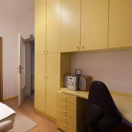 Appartement Retro Tour As Behind - Step Away From Ljubljanica River *